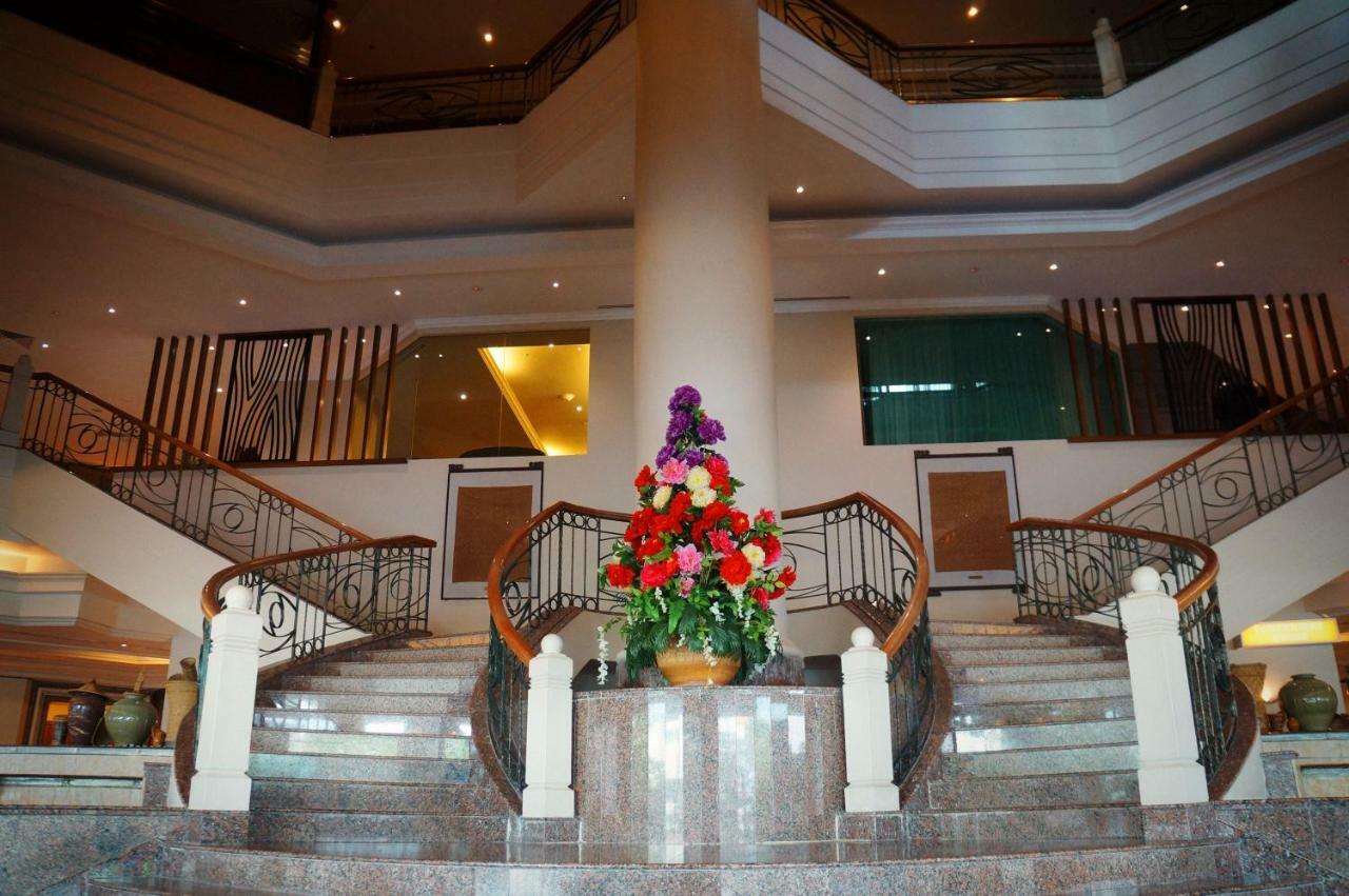 Sabah Oriental Hotel Kota Kinabalu Buitenkant foto