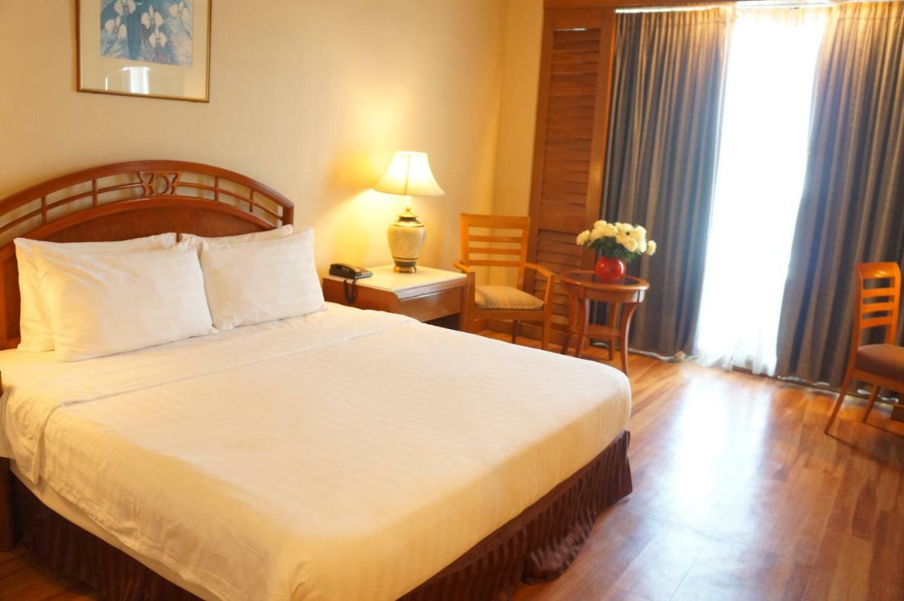 Sabah Oriental Hotel Kota Kinabalu Buitenkant foto