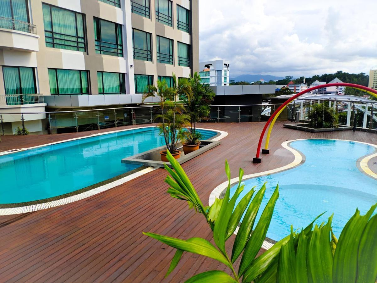 Sabah Oriental Hotel Kota Kinabalu Buitenkant foto